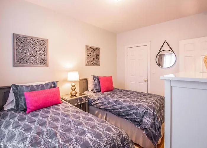 Renovated 2Bed, 05 Mile To Longwood Med Hospital